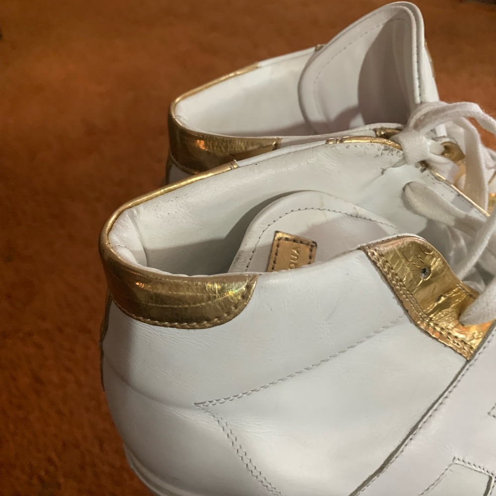 Sneakers - Picture 3 of 5
